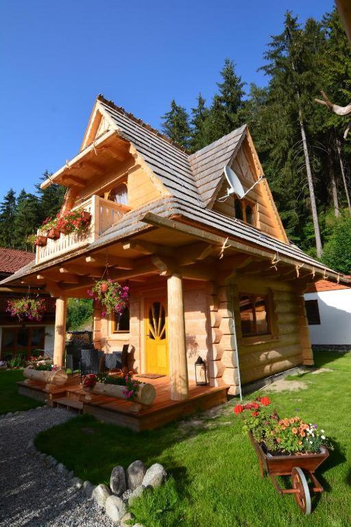 Chalets Adriana ديمانوفْشكا دولِنا المظهر الخارجي الصورة